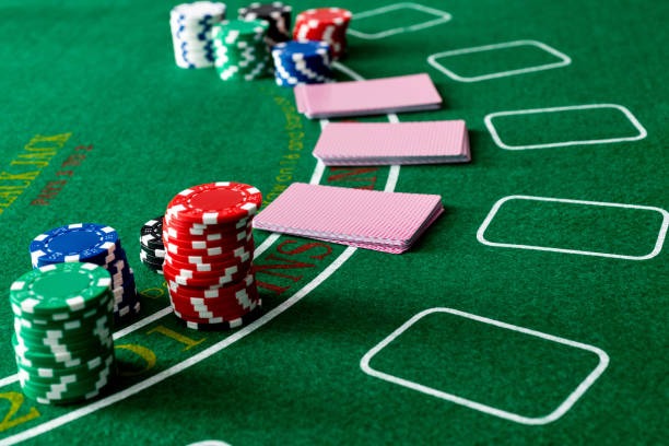 hiltonbet মোবাইল অ্যাপ ইন্টারফেস - ক্রিকেট বেটিং এবং লাইভ ক্যাসিনো বিভাগ